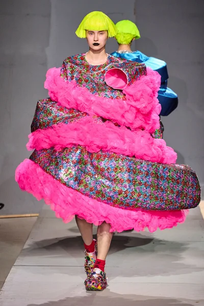 Look 13
